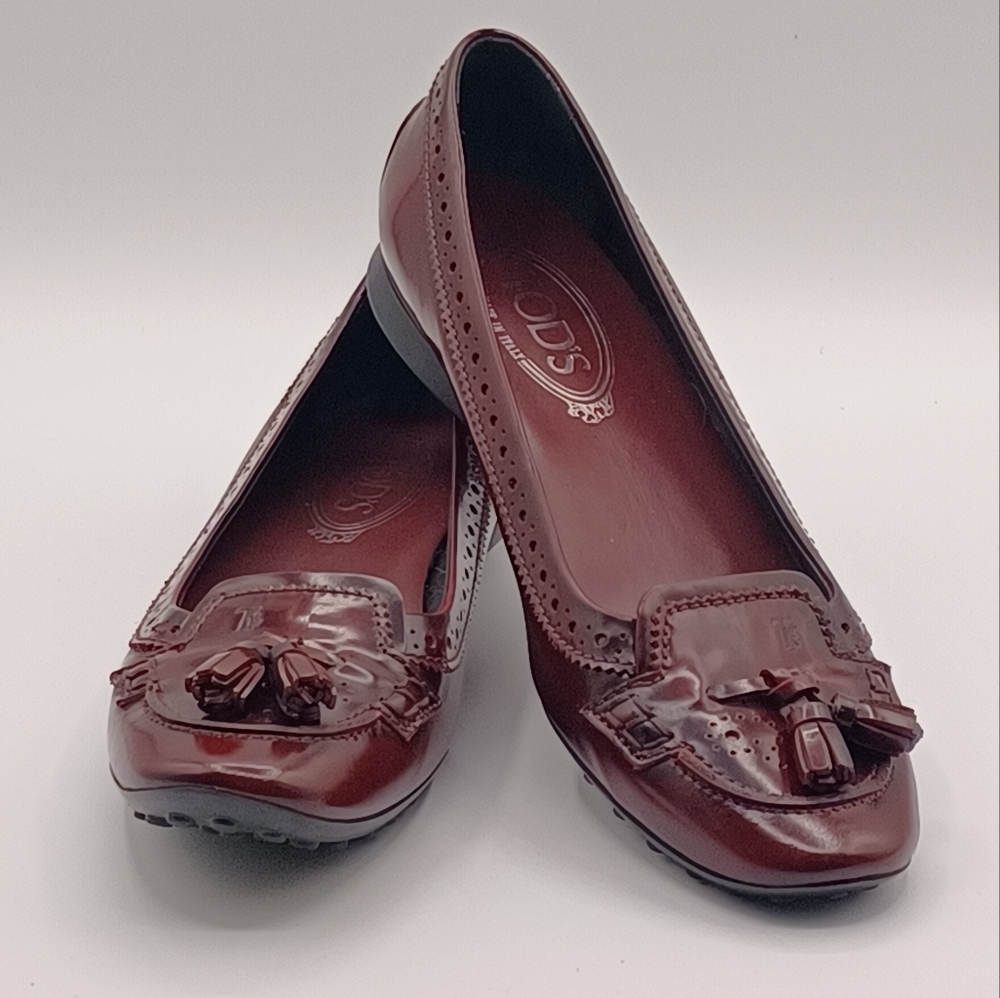 Tod's Leather Loafers w/ Tassels Made in Italy